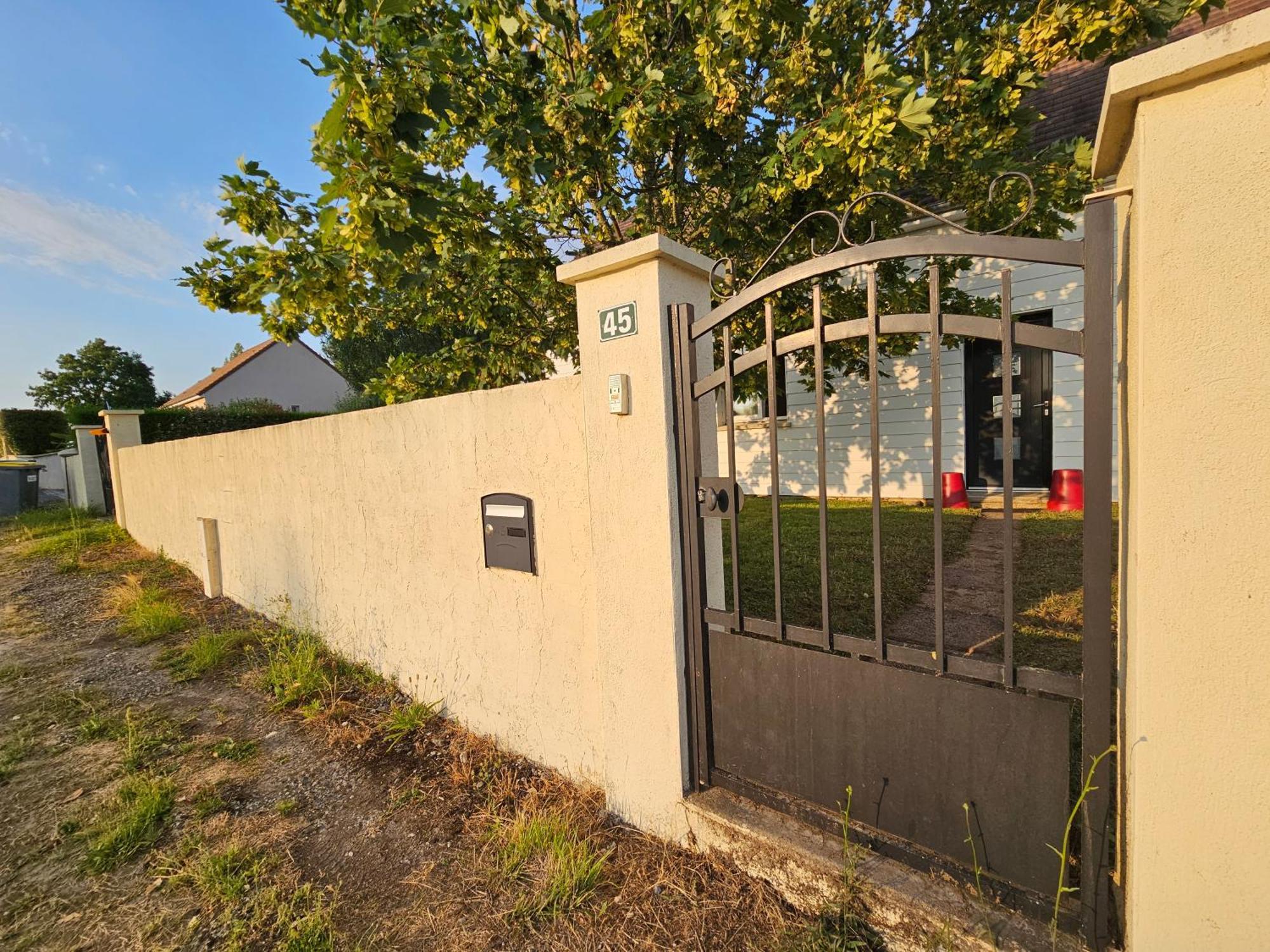 Comme A La Maison Monnaie Exteriér fotografie